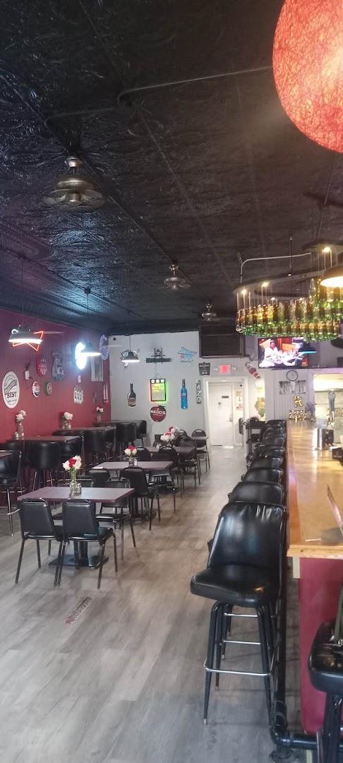 R's All In Bar & Grill